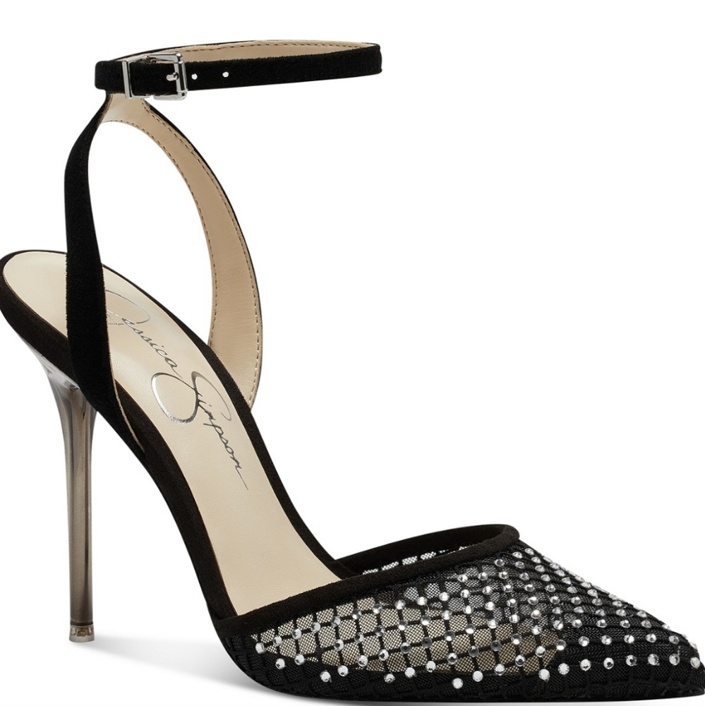 Jessica Simpson pumps